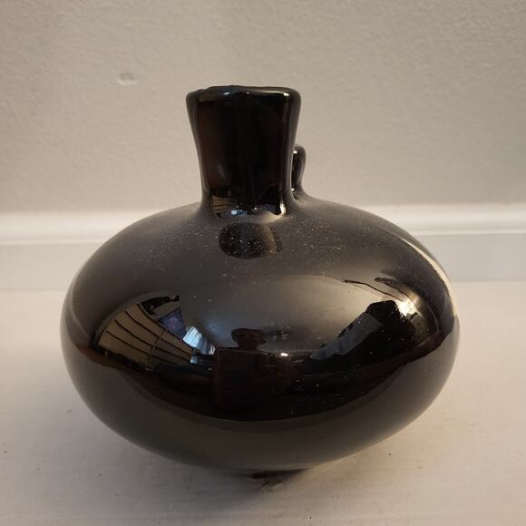 VTG Glossy Black White Ceramic Double Spout Hand Crafted Weed Pot Vase signed - Picture 3 of 6